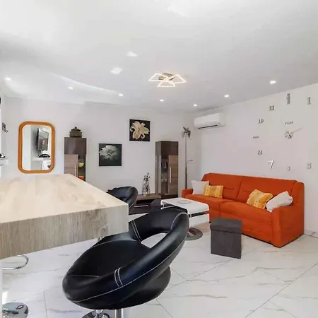 In 50595 Apartamento *